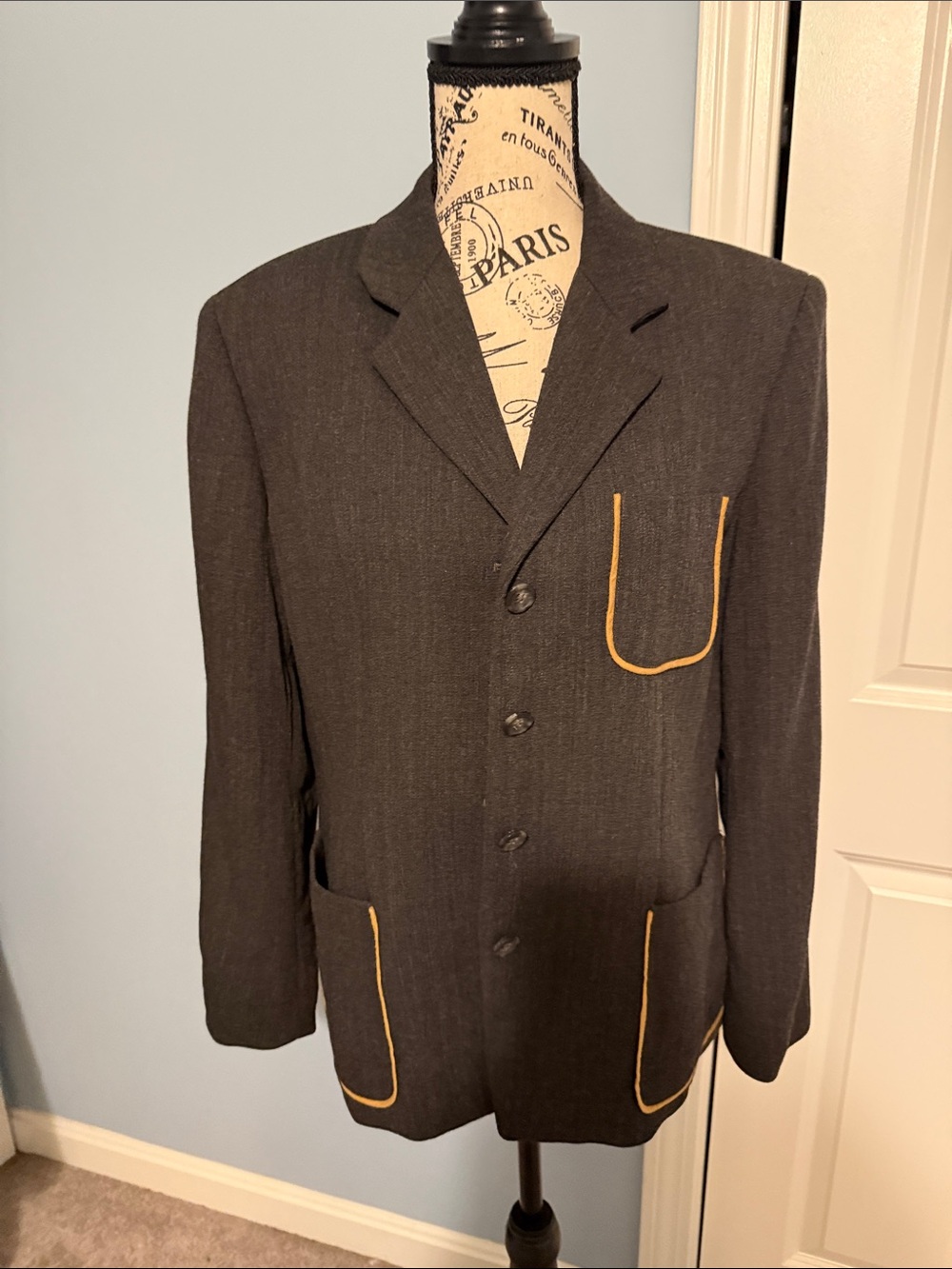 Vintage Emanuel Ungaro blazer